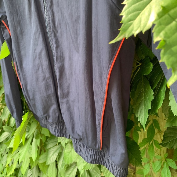 Jordan X Nike Air Windbreaker - Picture 7 of 8